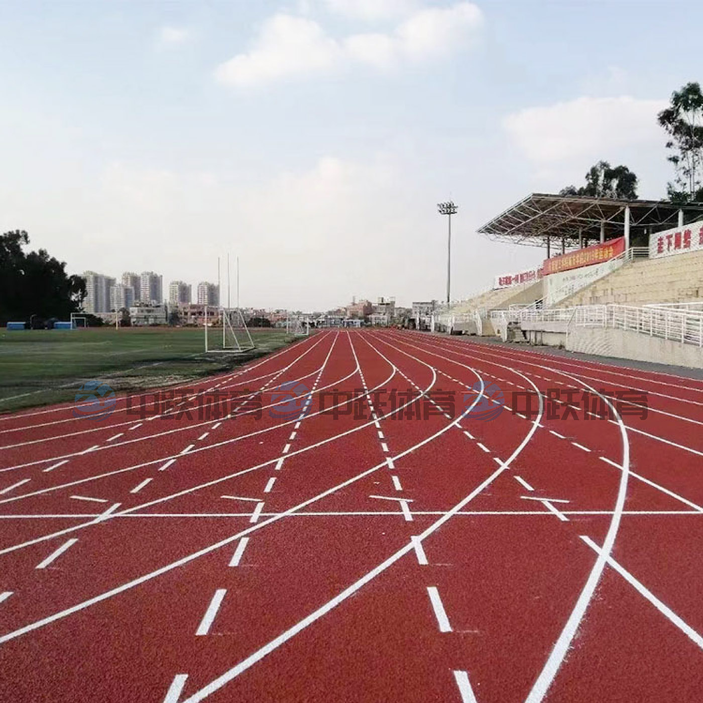全塑型塑胶跑道 (8).jpg