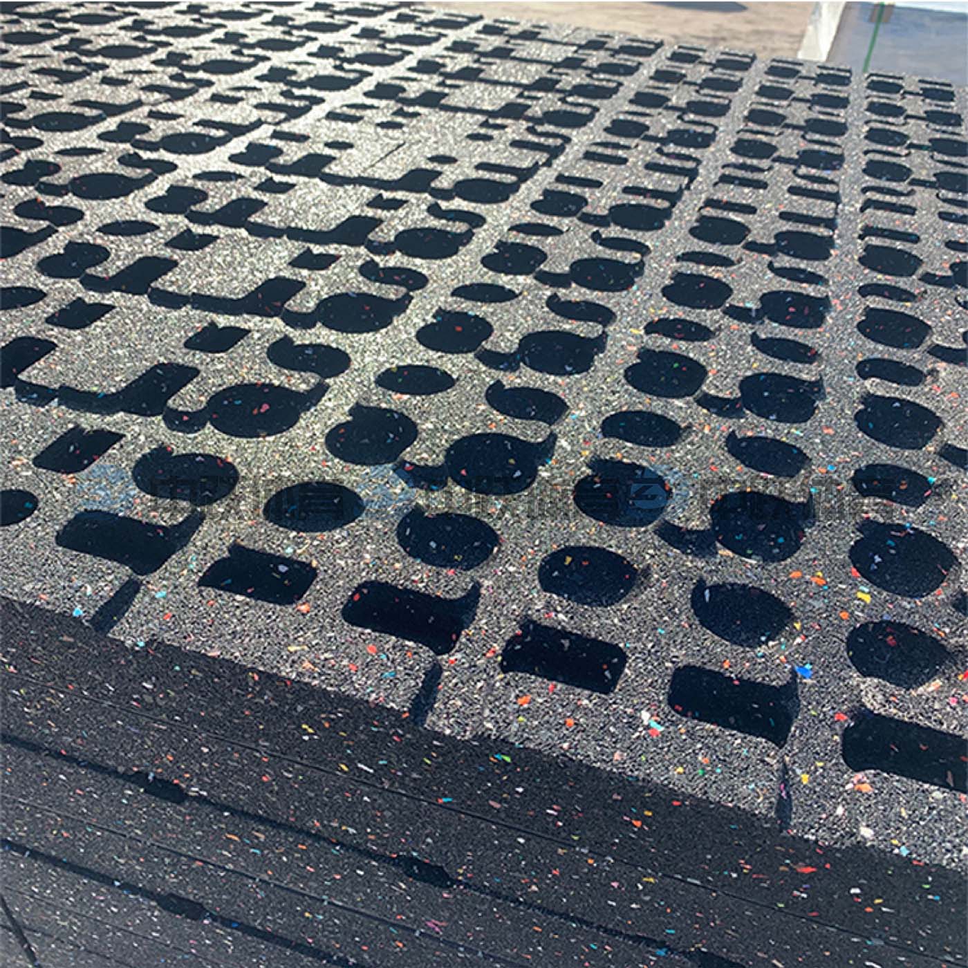 橡胶地垫01 (5).jpg