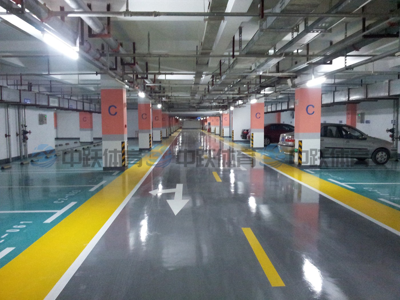 3.9 环氧地坪漆02.jpg