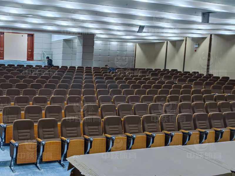 ZYCG-RB-660豪华软包座椅 (4)+熊猫logo.jpg