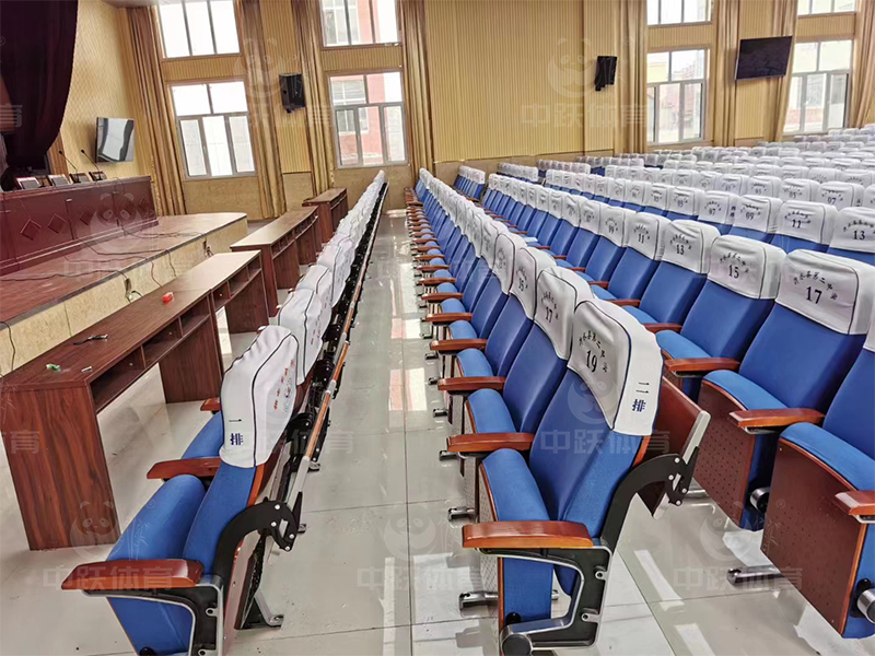 ZYCG-RB-600豪华软包座椅 (2)+熊猫logo.jpg