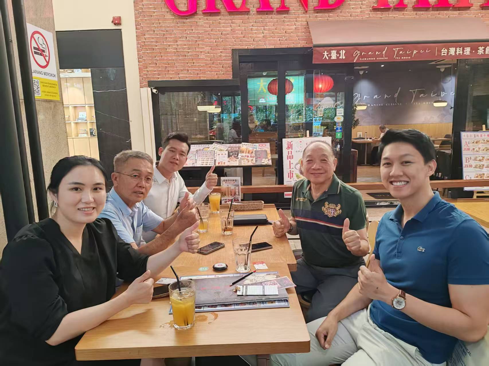 与客户介绍产品 (5).jpg